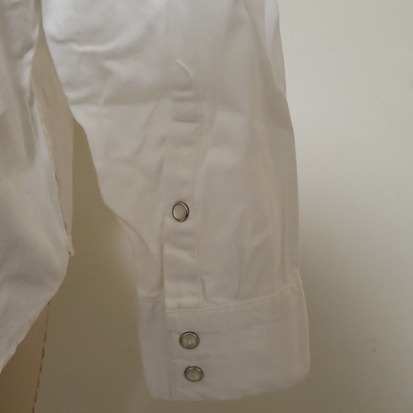 Levi's button down - Picture 4 of 7